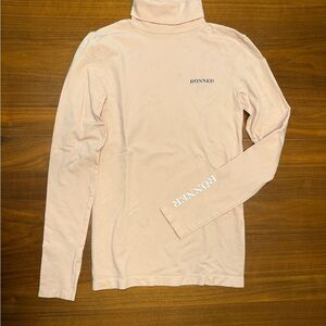 Rönner Women’s Long Sleeve Turtleneck Tee in Blush XS/Small